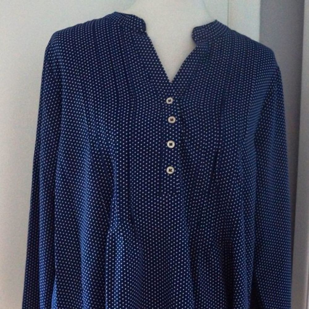 Blue‎ And White Dots Notations Blouse - Size XL.